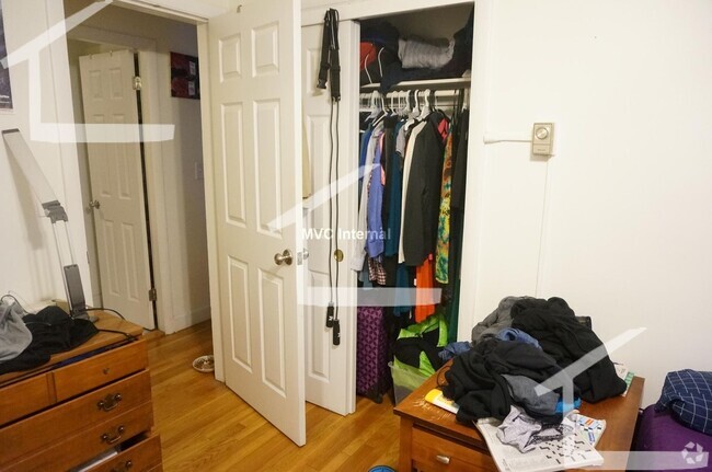 Building Photo - Great Back Bay 1 Bed Rental