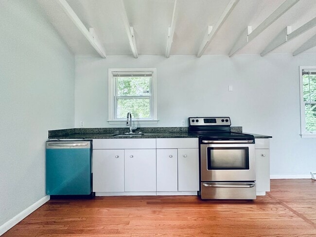 Photo - 129 Sheldon Terrace