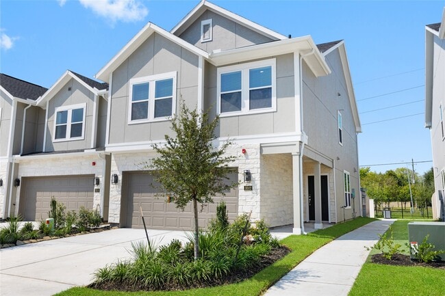Photo - 8119 Danson Ln