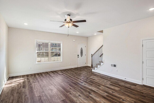 Photo - 550 Peachers Mill Rd