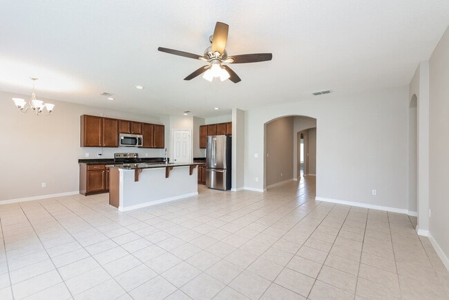 Photo - 3040 Morton Way