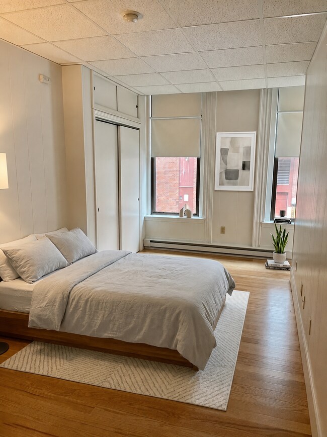 Photo - 272 Newbury St Unit 2