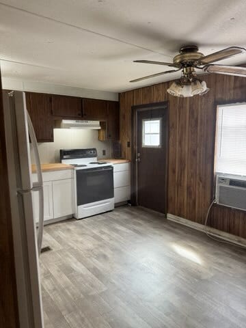 Photo - 1734 Strickland Bridge Rd