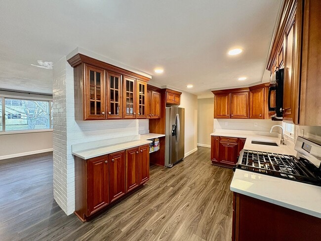 Building Photo - 41 Alfred Rd