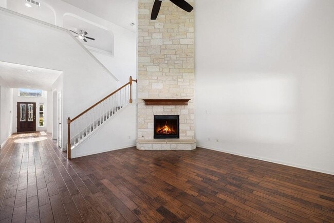 Photo - 2617 Salorn Way