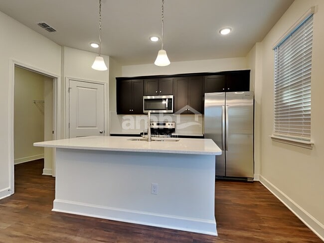 Photo - 10717 Coleman Rd