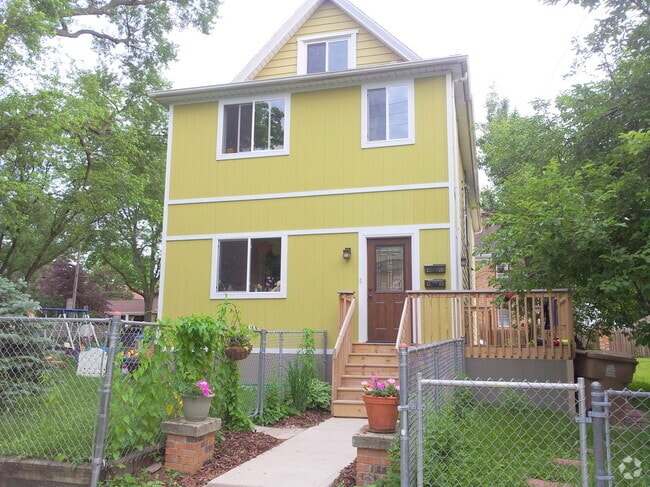 Building Photo - 1203 Chandler St Unit 1203 1b Studio Rental