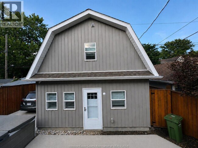 Photo - 1228 Dougall Ave