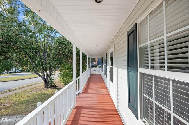 Photo - 1224 Grovewood Dr