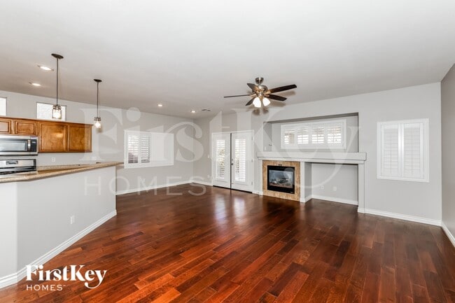 Photo - 10564 Bardilino St