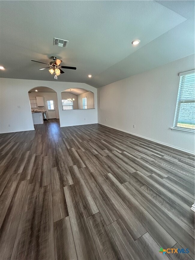 Photo - 311 Paddock Ln