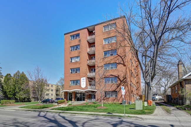 Building Photo - Parkdale Tower Apartments