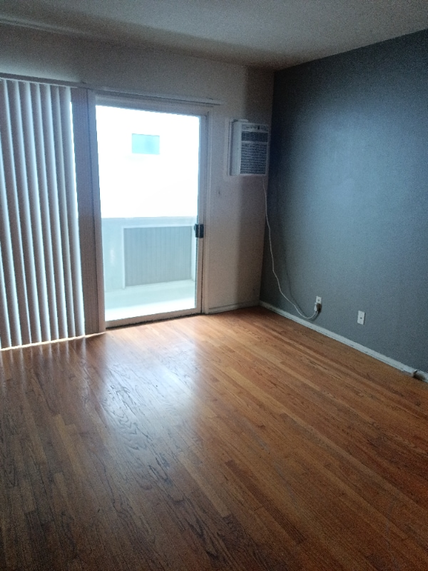 Photo - 1128 S Bedford St Unidad 6