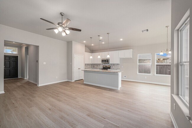 12983 Skyline Dr