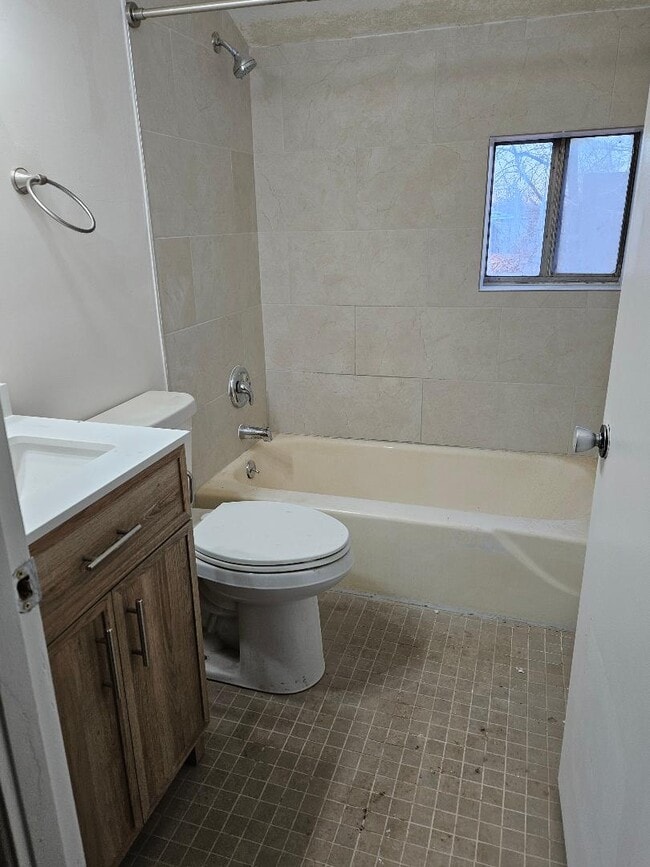 Photo - 1699 Quinnipiac Ave