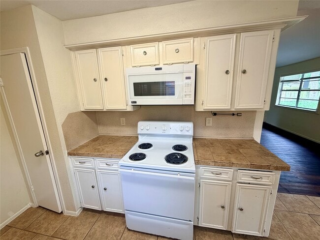 Photo - 15811 Nutcracker Ct