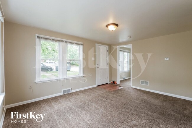 Photo - 519 S Elmwood Ave