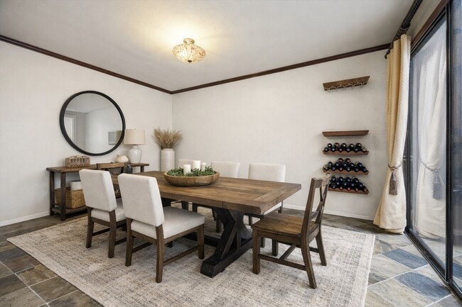 Photo - 222 Litchfield Ln