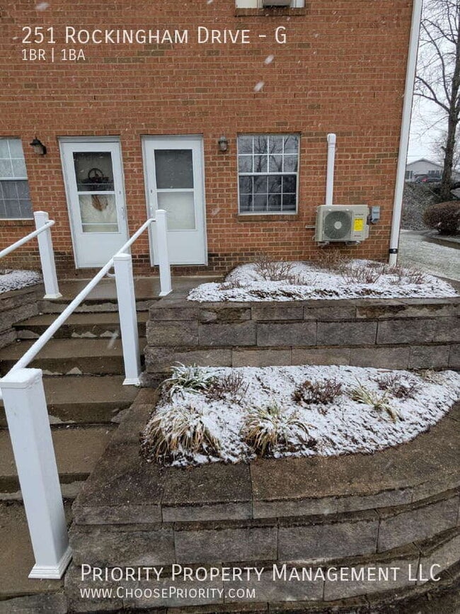 Photo - 251 Rockingham Dr Unidad G