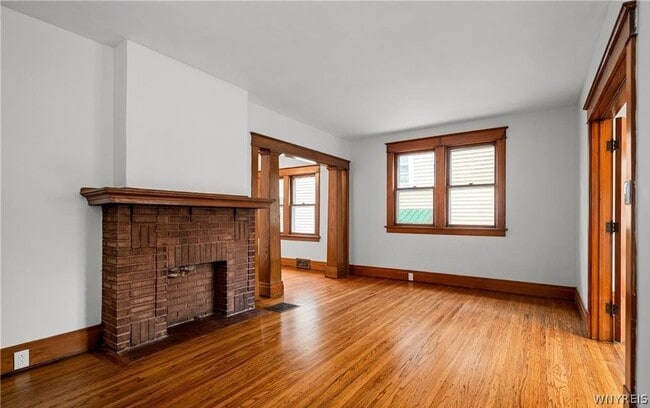 Photo - 33 Harding Rd