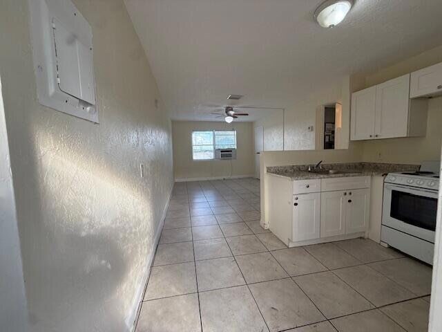 Photo - 1913 Division Ave Unidad 201