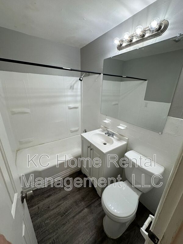 Photo - 7309 E 111th Terrace