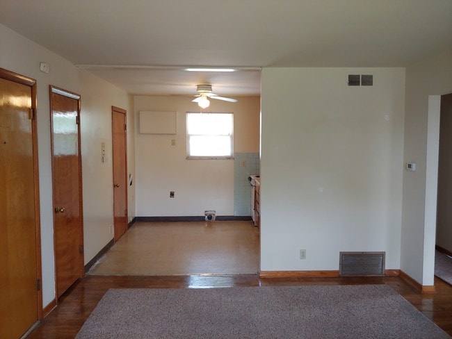 Building Photo - 1415 King Ave Unit D Rental