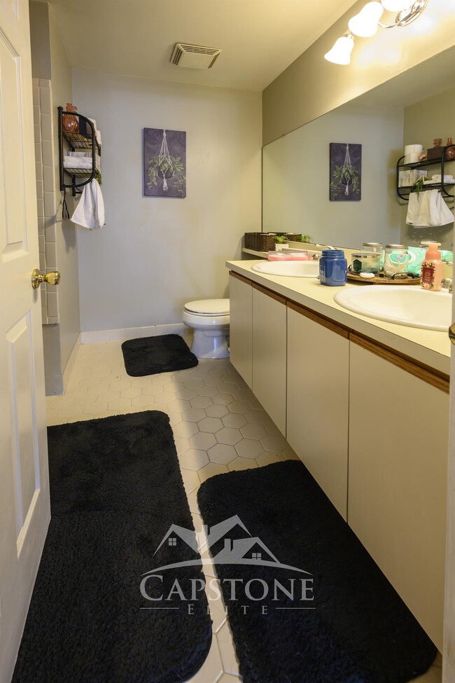 Photo - 22 Krueger Ct