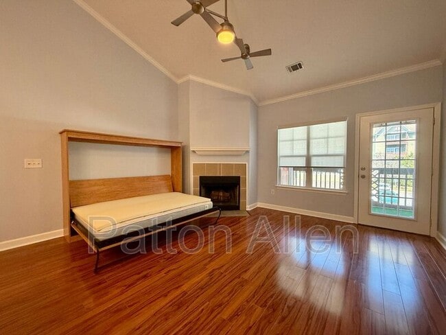 Photo - 1000 Olde Eastwood Village Blvd Unit #307