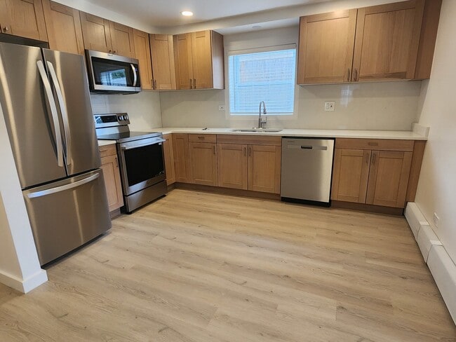 Photo - 20779 Elizabeth Ave