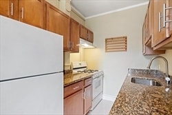 Building Photo - 14 Chauncy St Unit 42