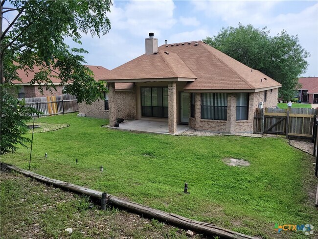 Building Photo - 1104 Lambrusco Dr Rental