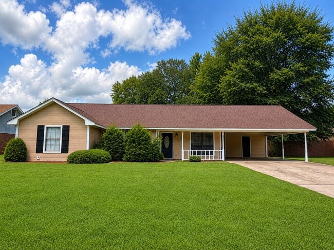 Building Photo - 80 Shady Vale Ln