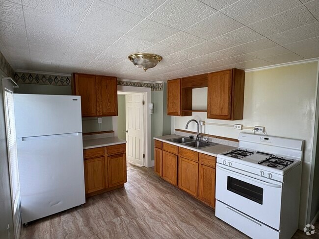 Building Photo - 53 W Steuben St Unit 201 Rental