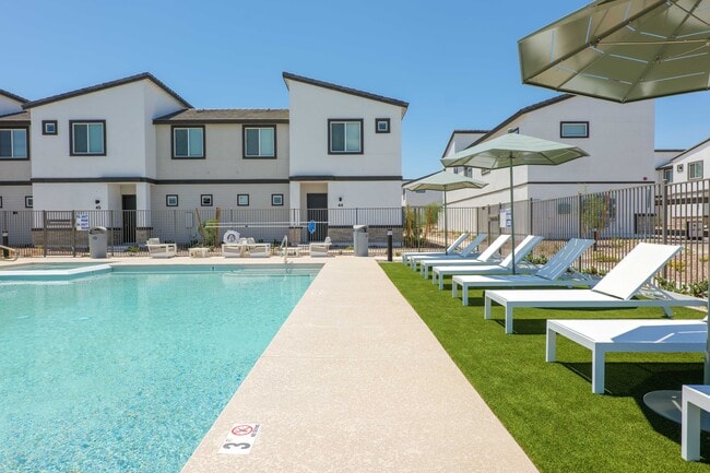 Corsica Villas at Euclid Avenue - Corsica Villas at Euclid Avenue