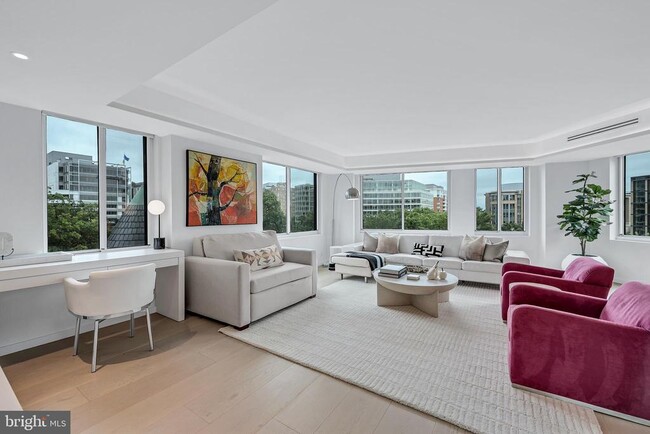 Building Photo - 3 Washington Cir NW Unit 608