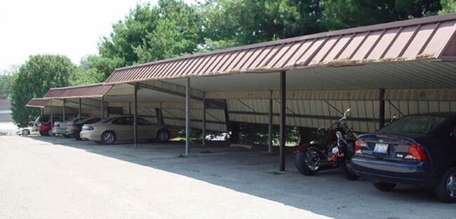 Photo - Woodridge Apartments- 1003 Unit 108