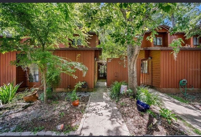 Building Photo - 900 SW 62nd Blvd Rental