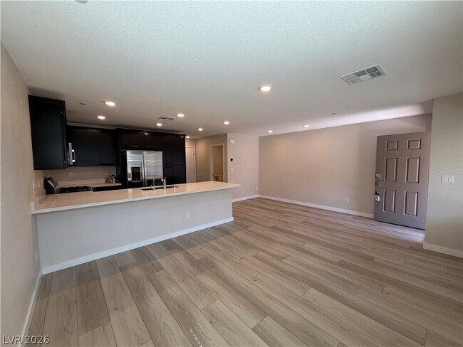 Photo - 6276 Foxes Dl St