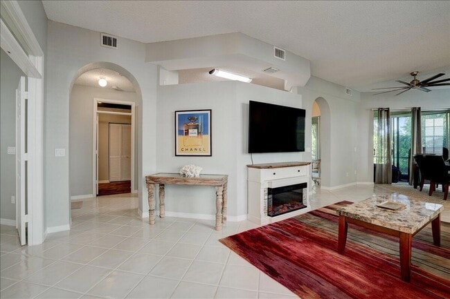 Photo - 10173 Andover Coach Cir Unit G2