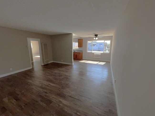Photo - 8334 Willis Ave