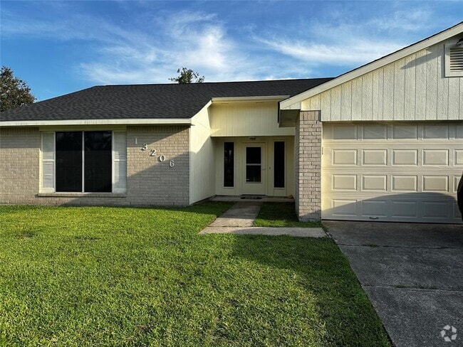 Building Photo - 13206 S Thorntree Dr Rental