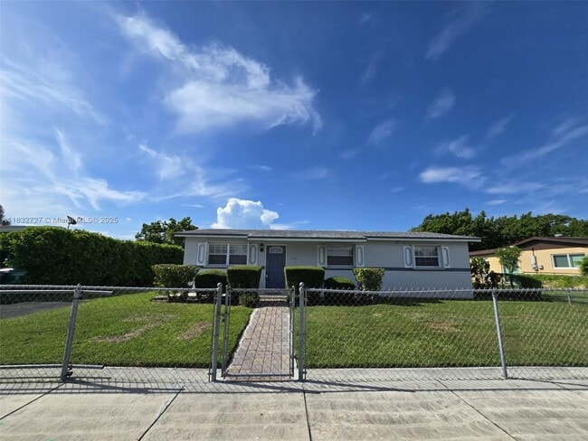 Photo - 11510 SW 181st Terrace Casa