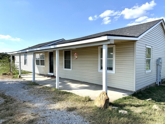 Photo - 5566 OK-199