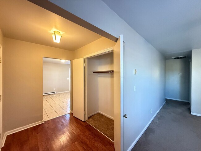 Photo - 2770 Laguna Ave Casa