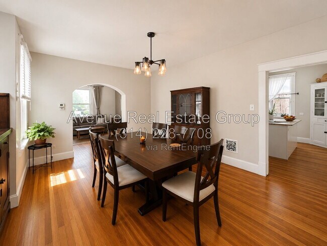 Photo - 6575 Scanlan Ave
