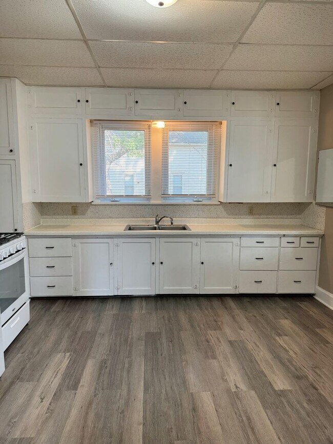 Photo - 546 Garfield Ave Unit 546