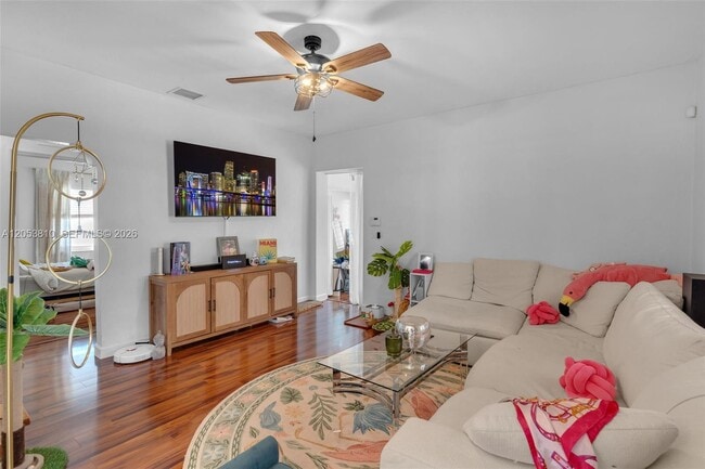 Photo - 3151 NW Flagler Ter