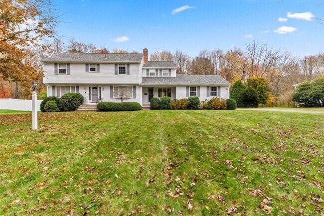 Building Photo - 45 Stanford Dr