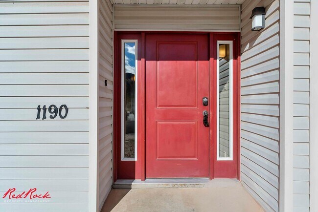 1190 Pinecone Dr